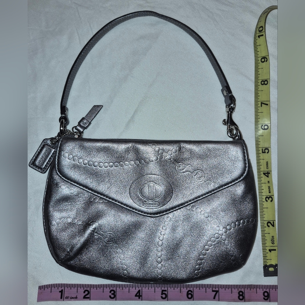 Y2K Coach SILVER leather Mini Bag/Clutch NWOT - Picture 3 of 13